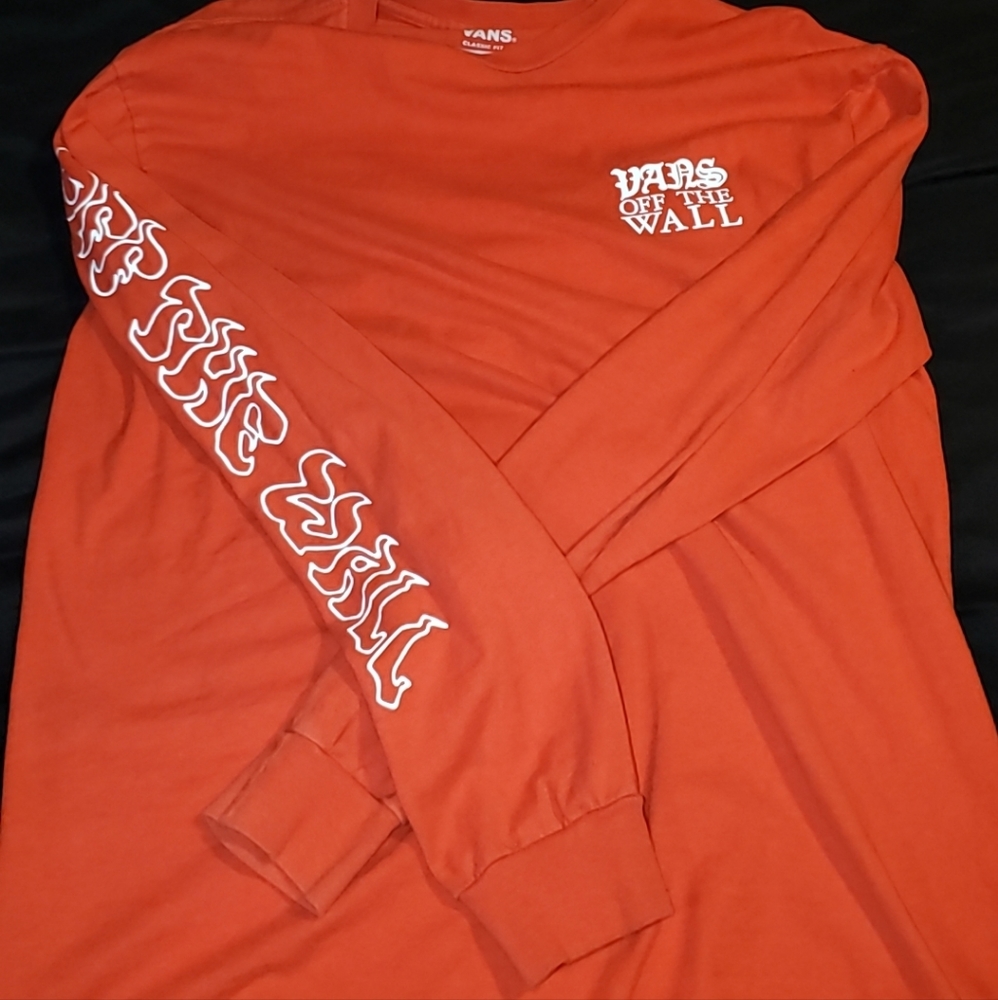 Vans Off The Wall Mens Medium red long sleeve graphic vintage tee